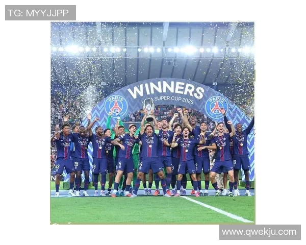 巴黎日耳曼与热刺激战正酣谁能在欧冠赛场笑到最后